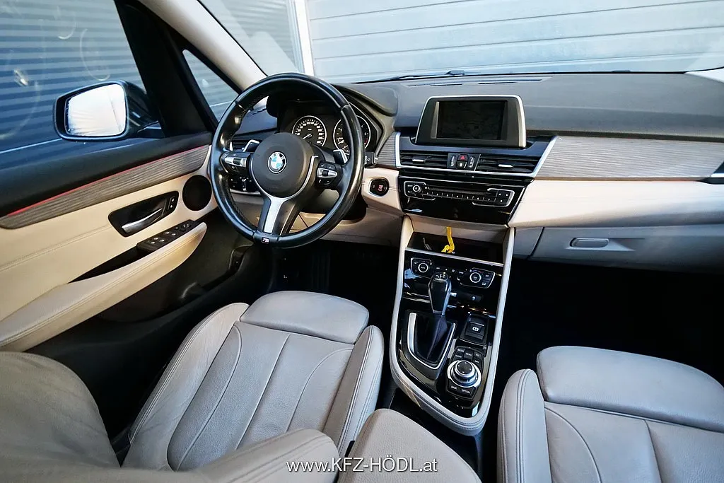 BMW 220d xDrive Active Tourer Sport Line Aut. Image 10