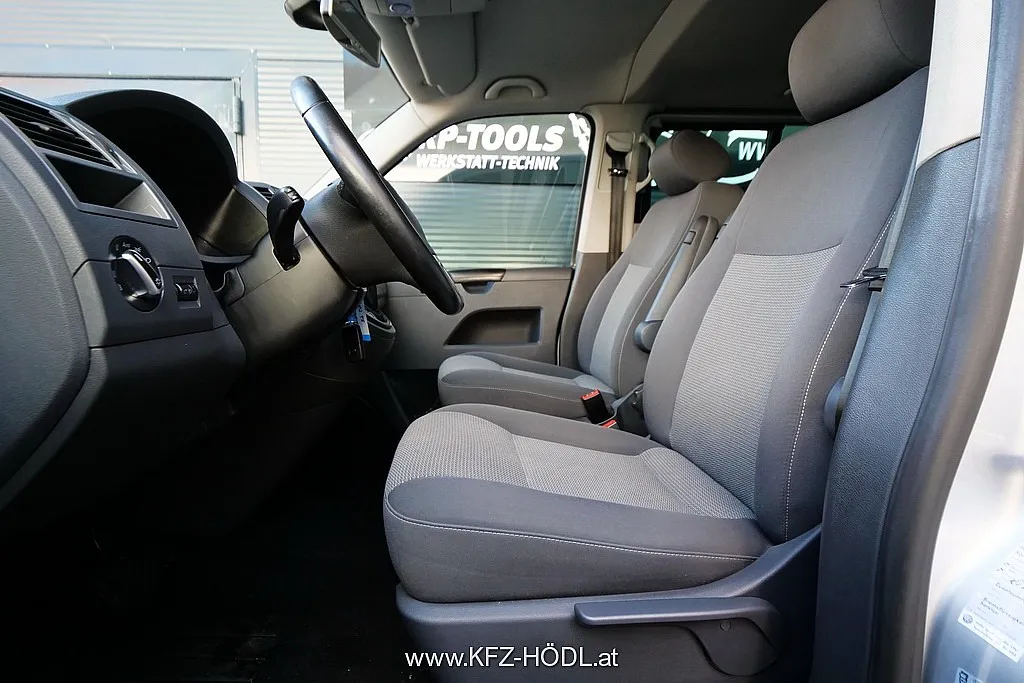 Volkswagen Caravelle Comfortline 2,0 BMT BiTDI D-PF DSG Image 10