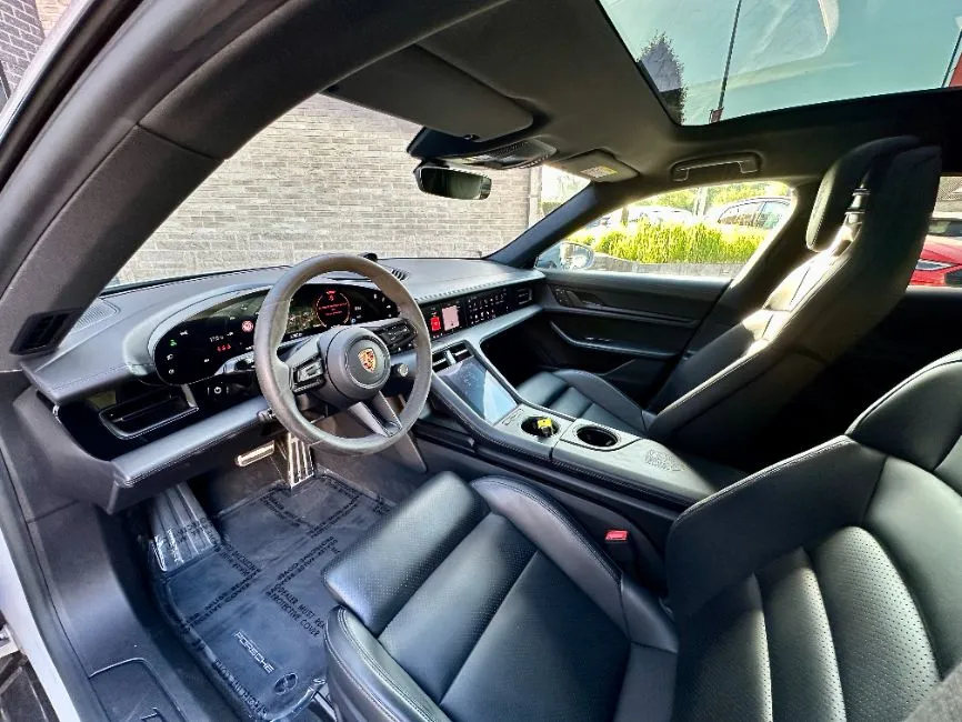 Porsche Taycan 4 Cross Turismo FULL OPTION !! Image 14