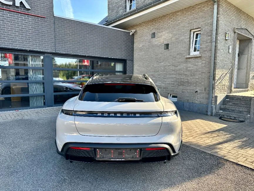 Porsche Taycan 4 Cross Turismo FULL OPTION !! Image 6