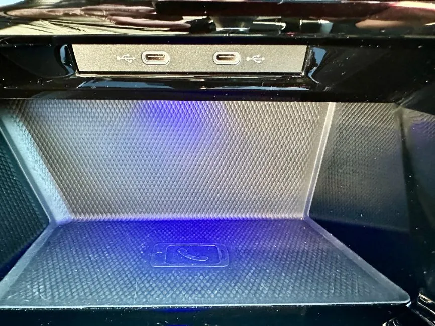 Volkswagen Golf VIII R-Line 1.5 TSi Image 11