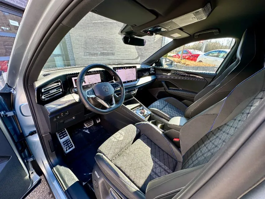 Volkswagen Tiguan 1.5 eTsi R-Line MHYB Image 8