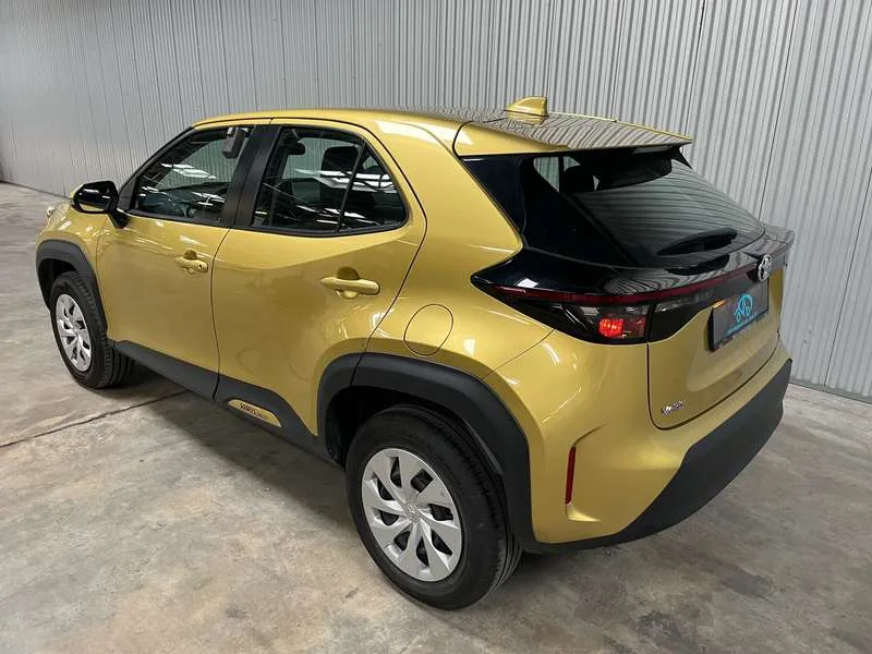 Toyota Yaris Cross Yaris Cross Hybrid 1.5 VVT-i Dynamic Camera Image 3