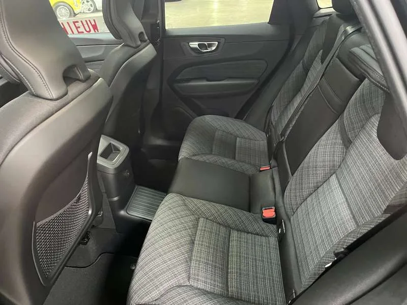 Volvo XC60 XC60 T6 AWD Recharge Core Bright*NEW 0KM NP-27%!!* Image 8