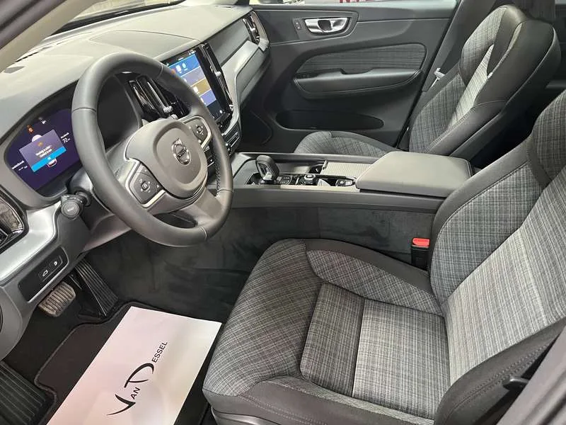 Volvo XC60 XC60 T6 AWD Recharge Core Bright*NEW 0KM NP-27%!!* Image 9