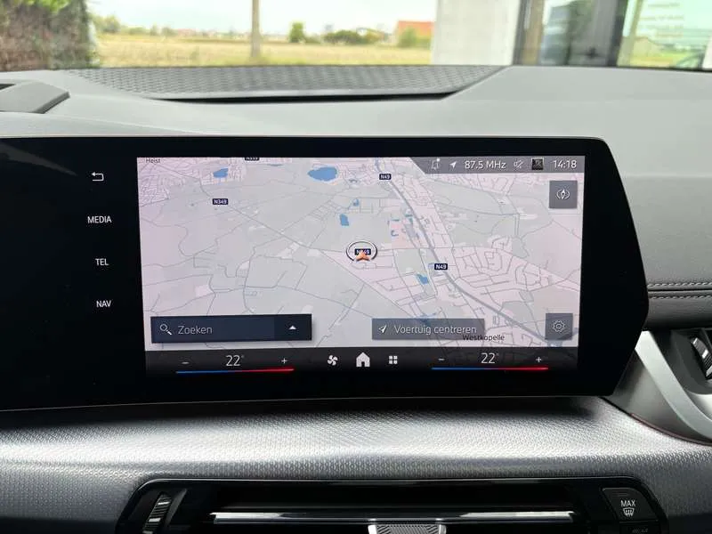 BMW 225 Hybrid,M-Sportpack,Panodak,Leder,360 Camera,Sound Image 12