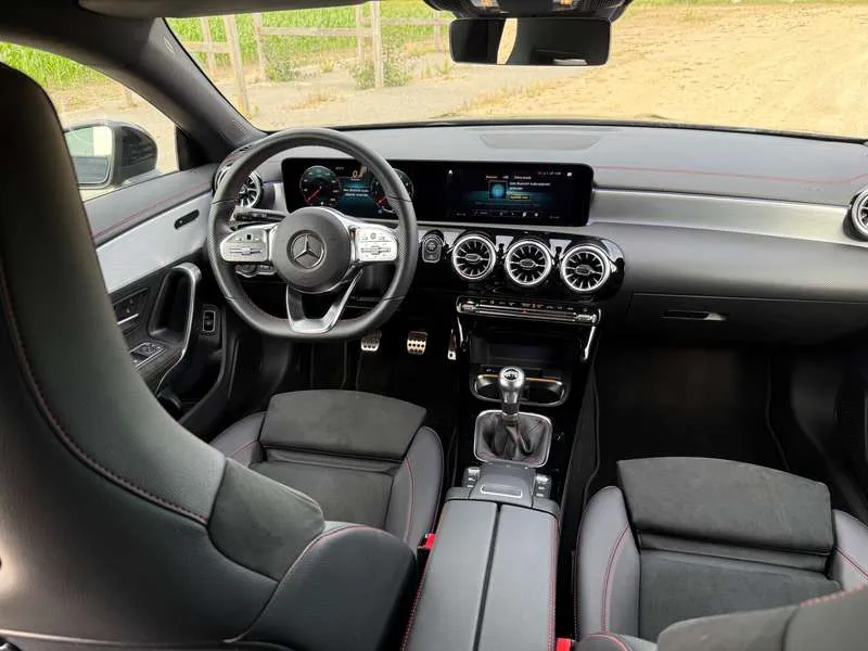 Mercedes-Benz CLA 180 AMG PACK,Camera,leder Alcan,Night pack,Gps,Alu 19' Image 7