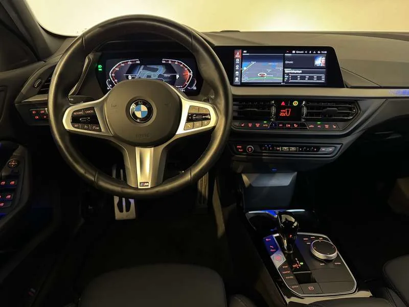 BMW 118 iA - M Sport/Zetelverw/LiveCockpitProfessional/DAB Image 10