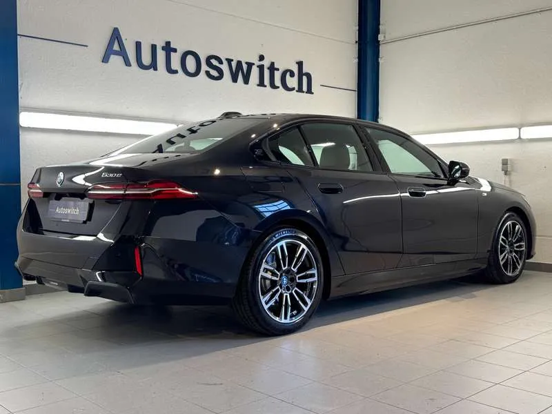 BMW 530 e - M Sport/Driv.Ass.+/Keyless/Trekhaak/... Image 6