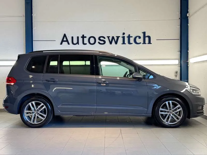 Volkswagen Touran 1.5 TSI - 7 zit - Acc/DodeHoek/Camera/PDC/Keyless/ Image 4