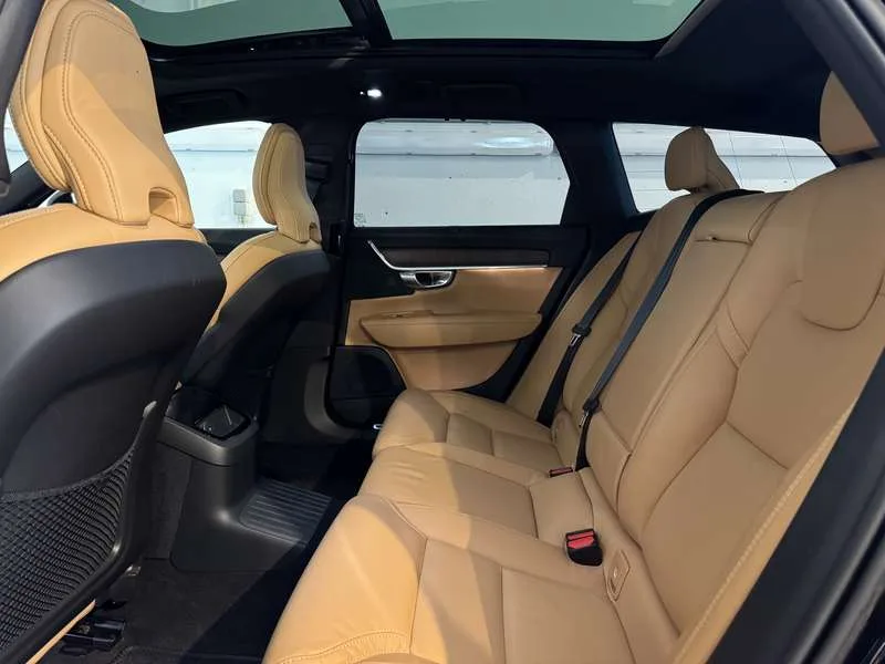 Volvo V90 T8 AWD Recharge - Ultimate Dark/Pano/H&K/Trekhaak Image 14