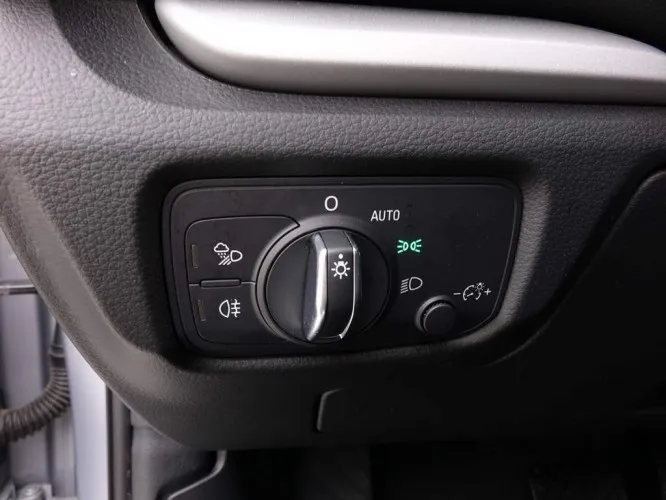 Audi A3 1.4 TFSi 204 e-Tron 36G/Co2 S-Tronic + GPS + LED Lights + ALU19 Image 9