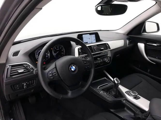 BMW 1 116d Advantage + GPS + LED Lights Image 8