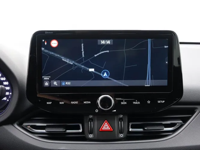 Hyundai i30 1.0i 120 Wagon Techno Plus + Navigatie + Camera +Bi LED + ALU16 Image 10