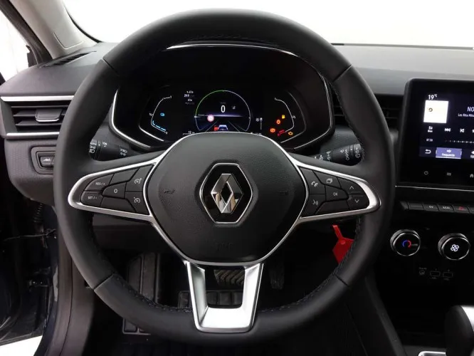 Renault Clio 1.6 E-Tech HEV 140 Look + Carplay + Virtual + LED Lights + Camera Image 10
