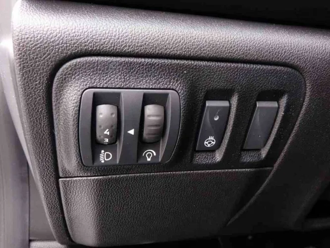 Renault Megane 1.5 DCi 115 Intens New Megane + GPS + LED + Winter Image 9