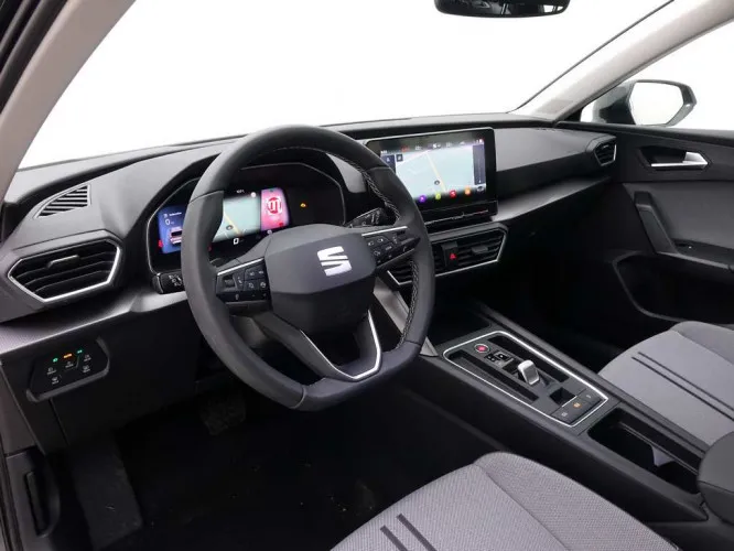 Seat Leon 2.0 TDi 150 DSG Sportstourer Style Comfort + GPS + LED Lights Image 8