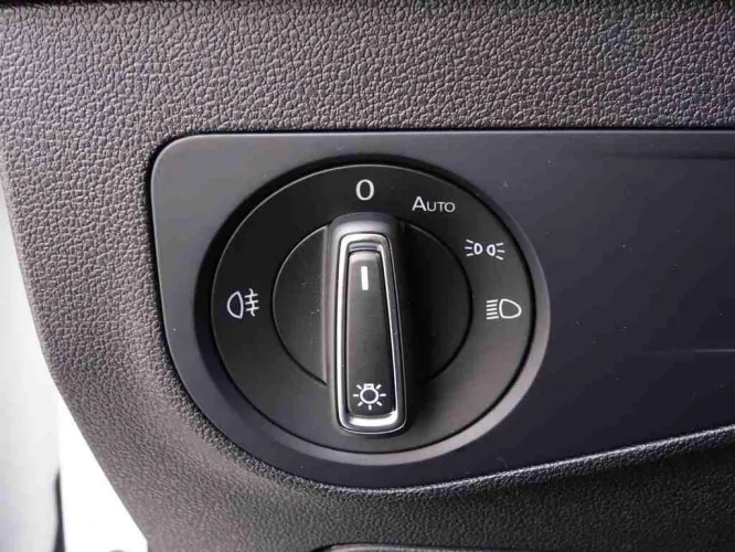 Volkswagen Tiguan 1.5 TSi 150 DSG Life + 5 Year Warranty + GPS + Led Lights + Nizza18 Image 9