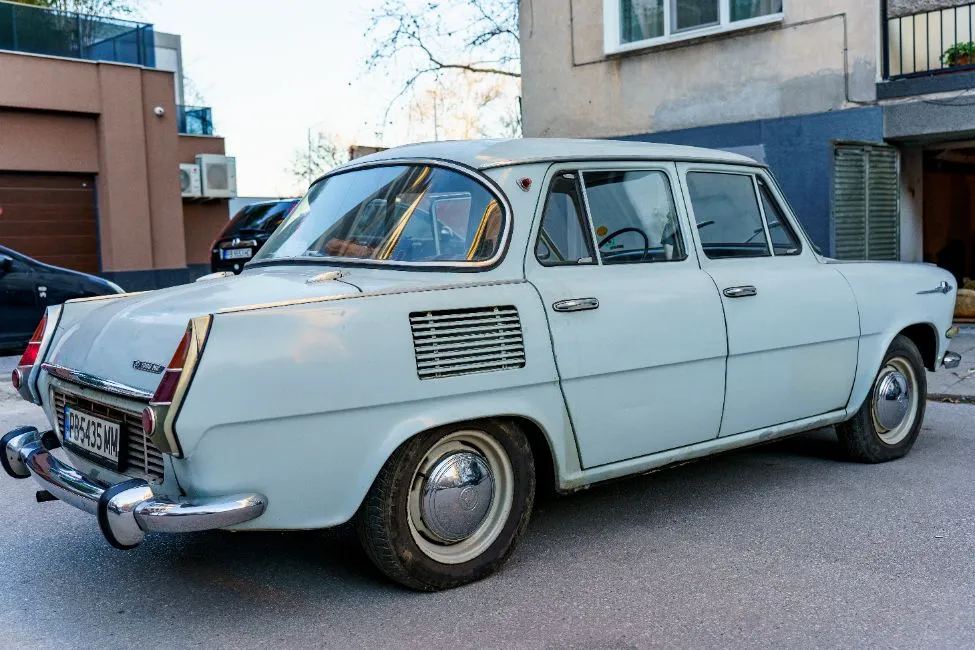 Skoda 105  Image 16