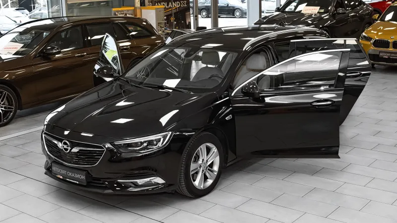 Opel Insignia Sports Tourer 1.6d Innovation Automatic Image 1