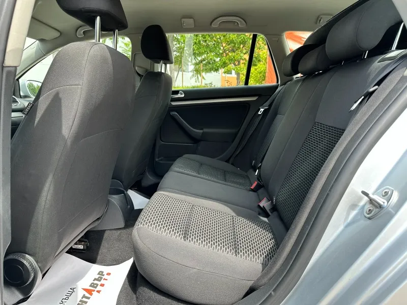 Volkswagen Golf 1.6TDI Автомат Image 9