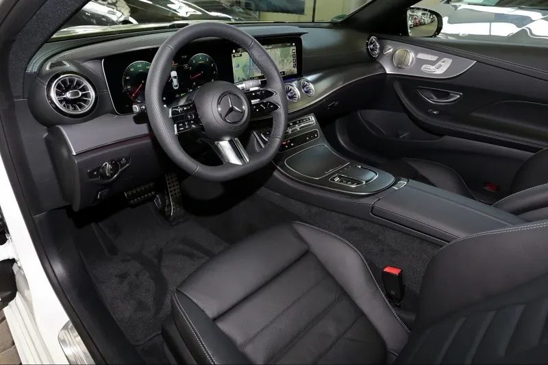 Mercedes-Benz E 300 Coupe AMG Line =Night Edition= Panorama Гаранция Image 9