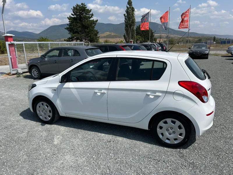 Hyundai I20 (KATO НОВА)^(АГУ) Image 9