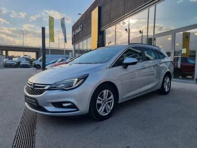 Opel Astra SPORT TOURIER 1.6