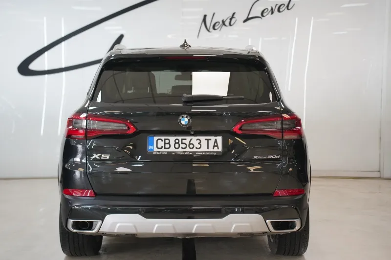 BMW X5 3.0d xDrive Laserlight 6+1 Image 6