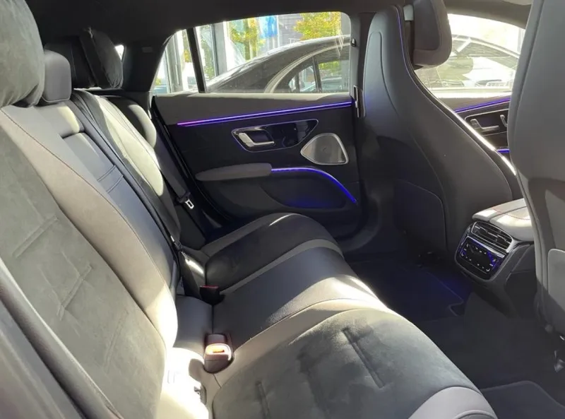 Mercedes-Benz EQS 450+ AMG-line Image 8