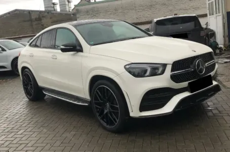 Mercedes-Benz GLE 350 d Coupe AMG-line Night pack