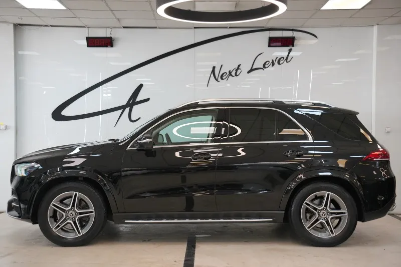 Mercedes-Benz GLE 350 d 4Matic AMG Line Image 4