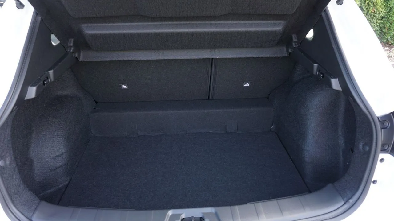 Nissan Qashqai 1.3 DIG-T...  Image 9