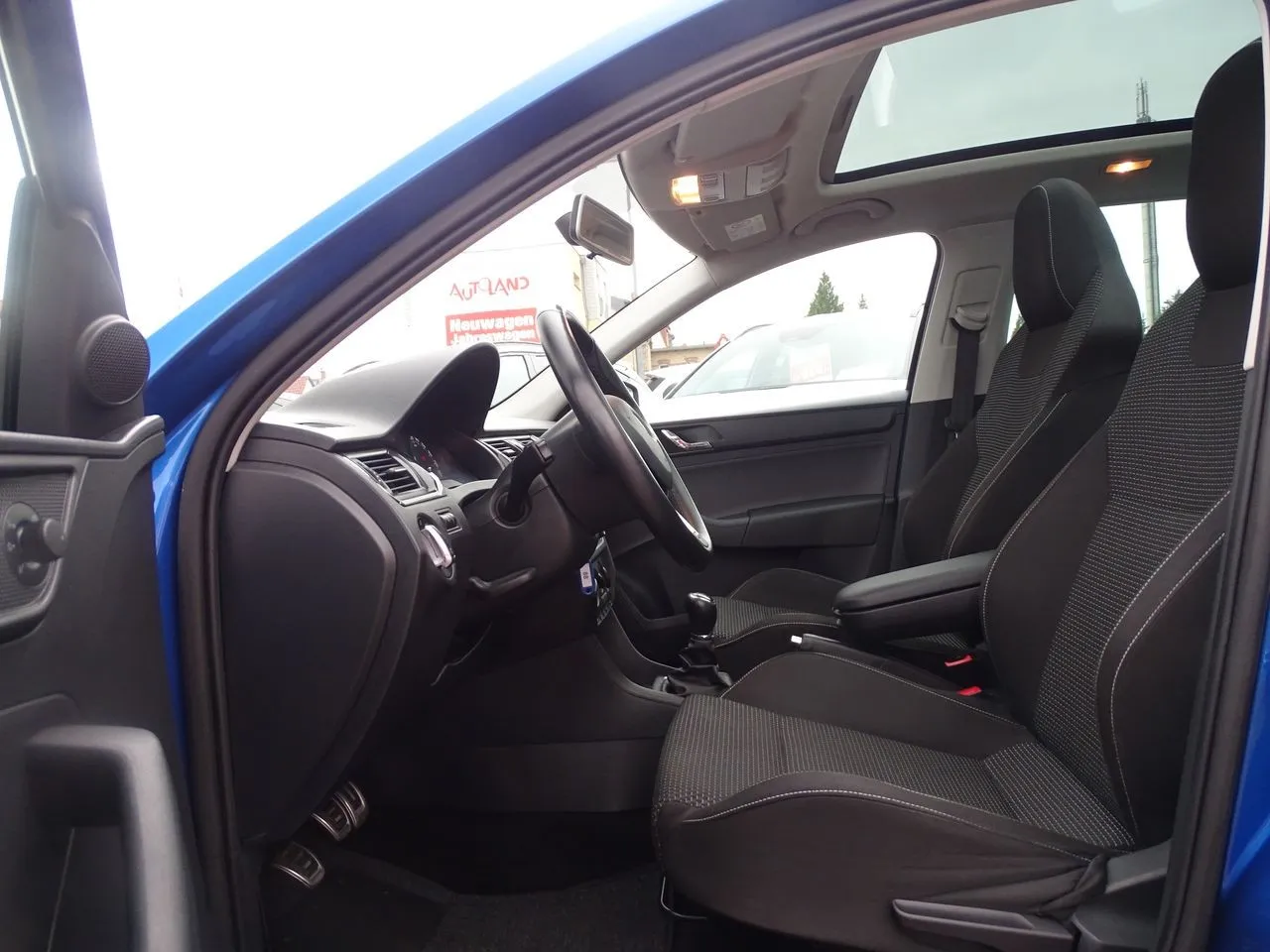 Skoda Rapid Spaceback 1.2 TSI...  Image 9