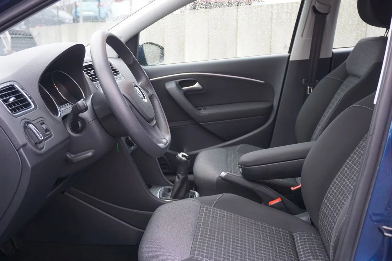 Volkswagen Polo 1.2TSI Comfortline...  Image 9