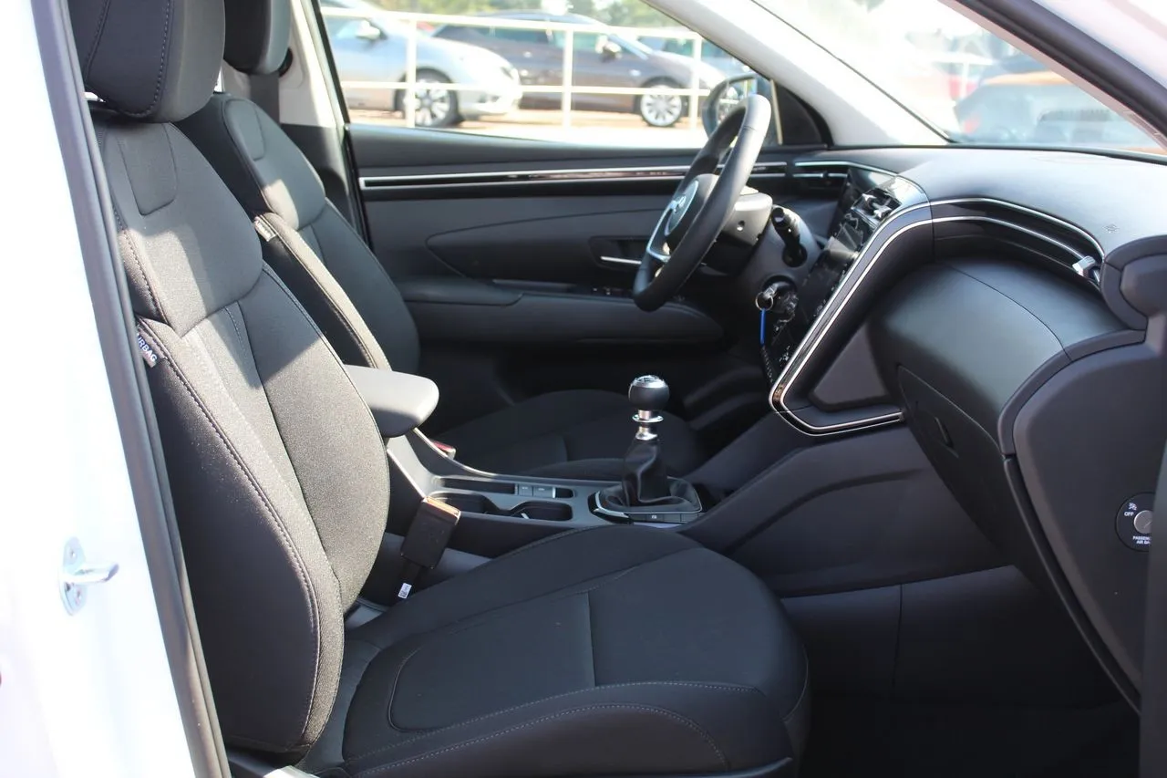 Hyundai Tucson 1.6 T-GDI...  Image 9