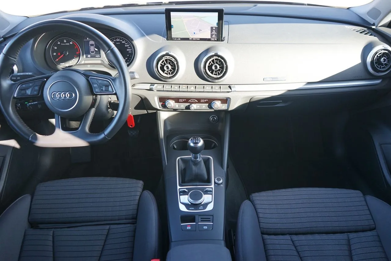 Audi A3 1.5 TSI Limousine sport...  Image 6