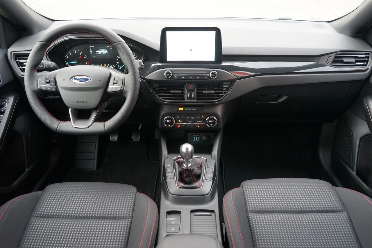 Ford Focus Turnier ST-Line 1.0EB mHev...  Image 9