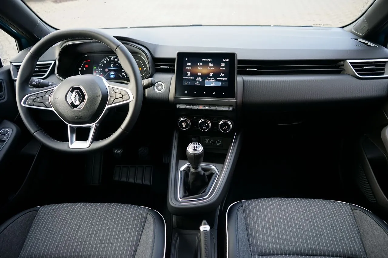 Renault Clio TCe 90 Navi LED Tempomat  Image 9