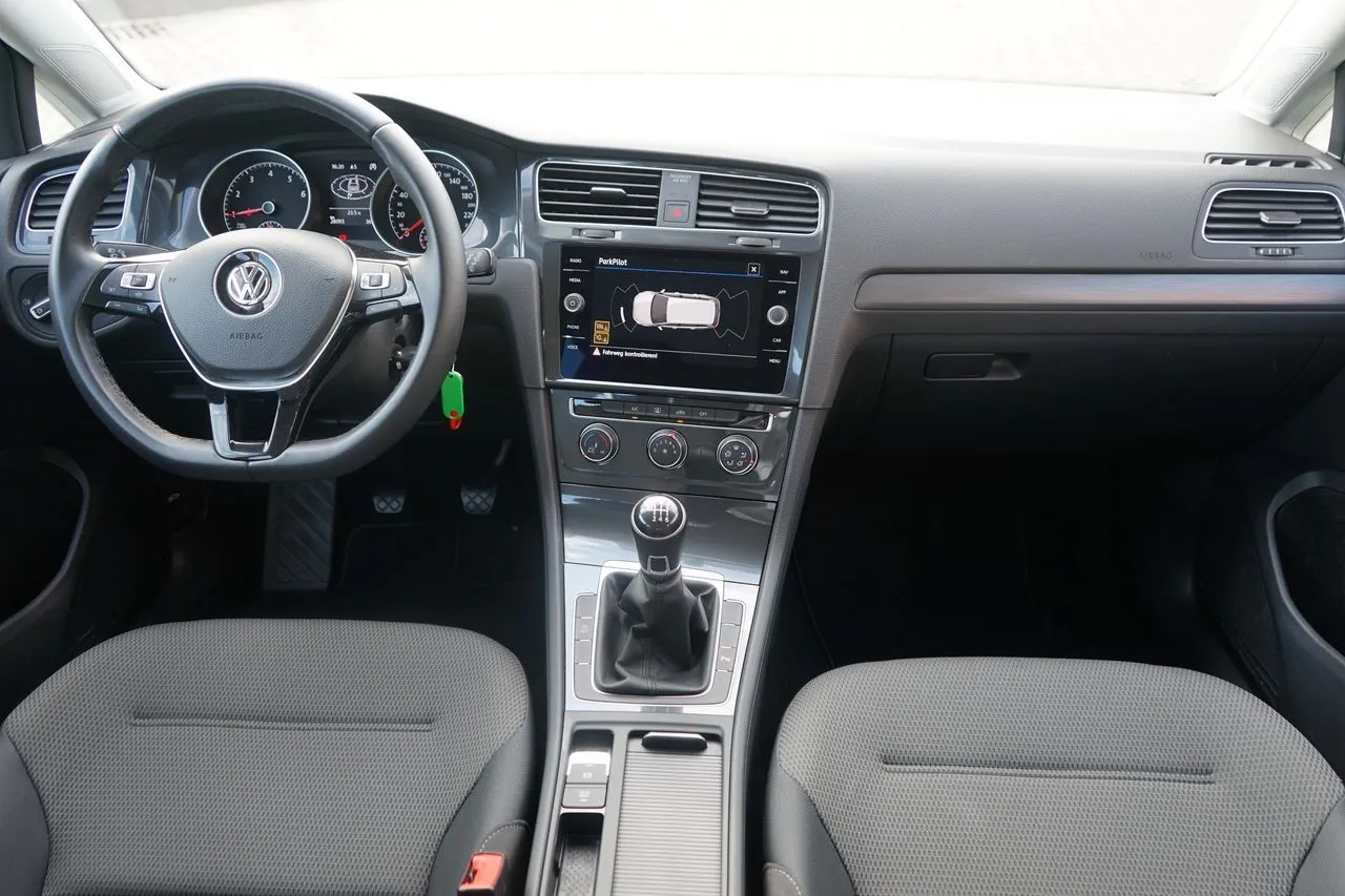 Volkswagen Golf Variant 1.5 TSI Navi Tempomat...  Image 9