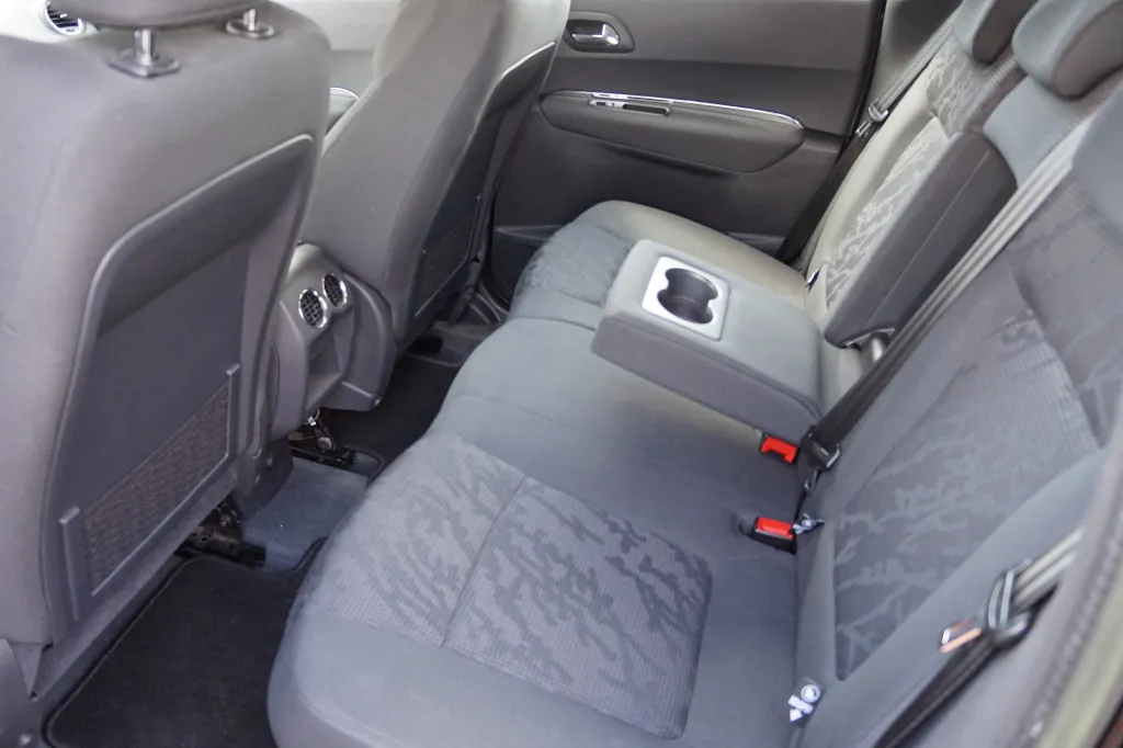 Peugeot 3008 ACTIVE*NAVI*PDC*TEMPOMAT*KLIMAAUTOMATIK* Image 9