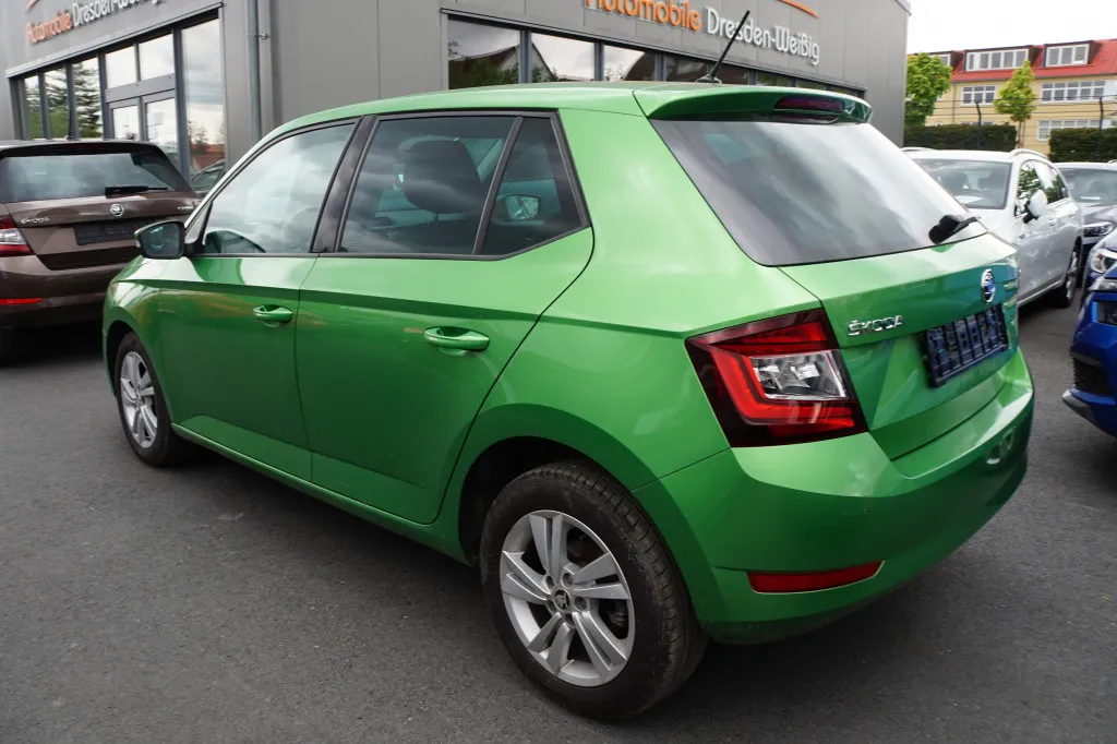 Skoda Fabia 1.0 TSI STYLE*MIRROR LINK*KAMERA*VOLL LED* Image 9