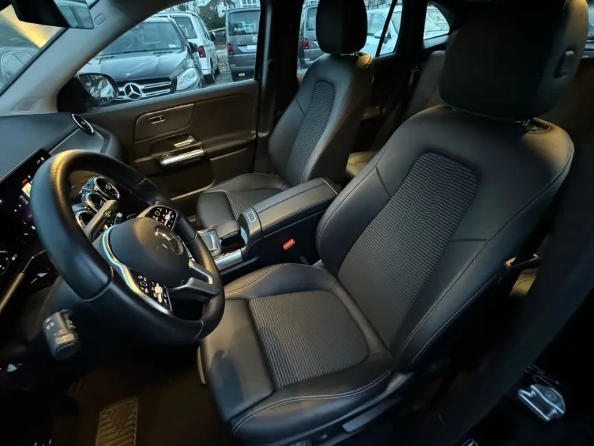 Mercedes-Benz GLA 220 GLA 220d 4Matic All-wheel drive Image 2