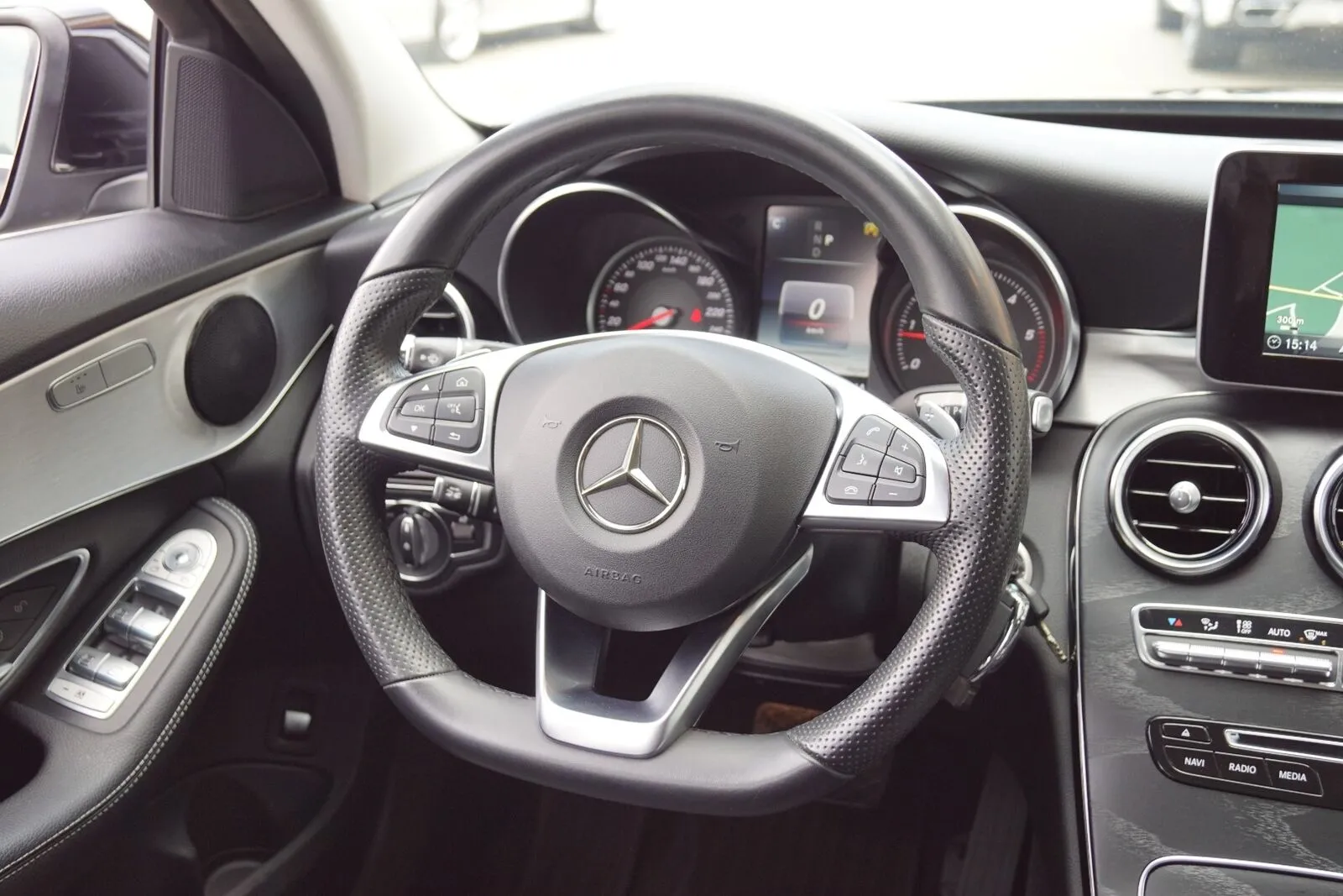 Mercedes-Benz C220 d 2,2 AMG Line aut. 4d Image 9