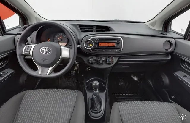 Toyota Yaris 1,33 Dual VVT-i Linea Terra 5ov - Koukku / lohkolämmitin / hyvä perusauto Image 9