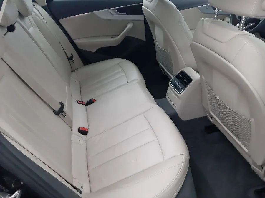 Audi A4 2.0 TDI 150 DESIGN LUXE S TRONIC 7 Image 5