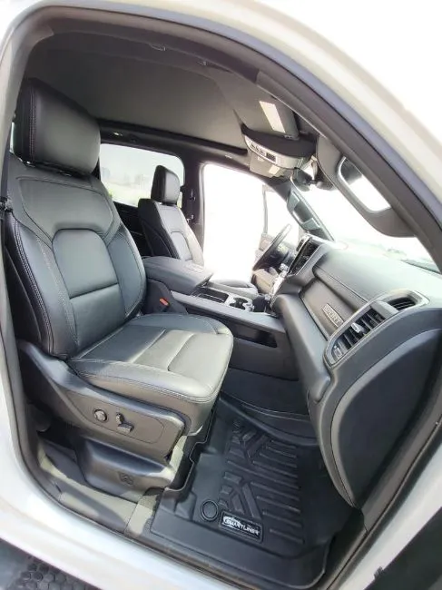 Dodge RAM Sport Image 6