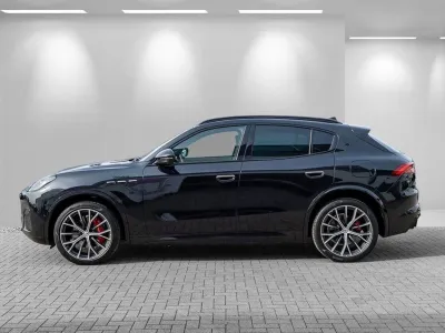 MASERATI Grecale 