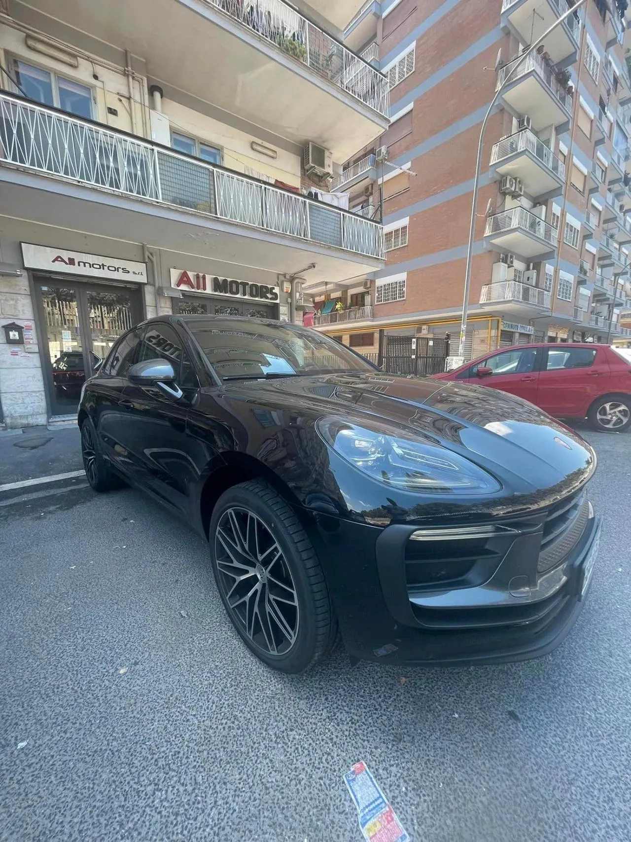 PORSCHE Macan  Image 6