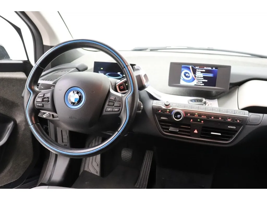 BMW i3 BlackLine 94AH 33kWh Incl. BTW wegenbelastingvrij Image 3